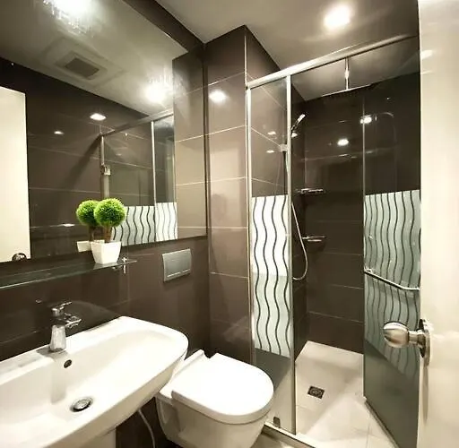 Acqua Private Livingstone Tower Unit With Free Wifi Apartment Manila